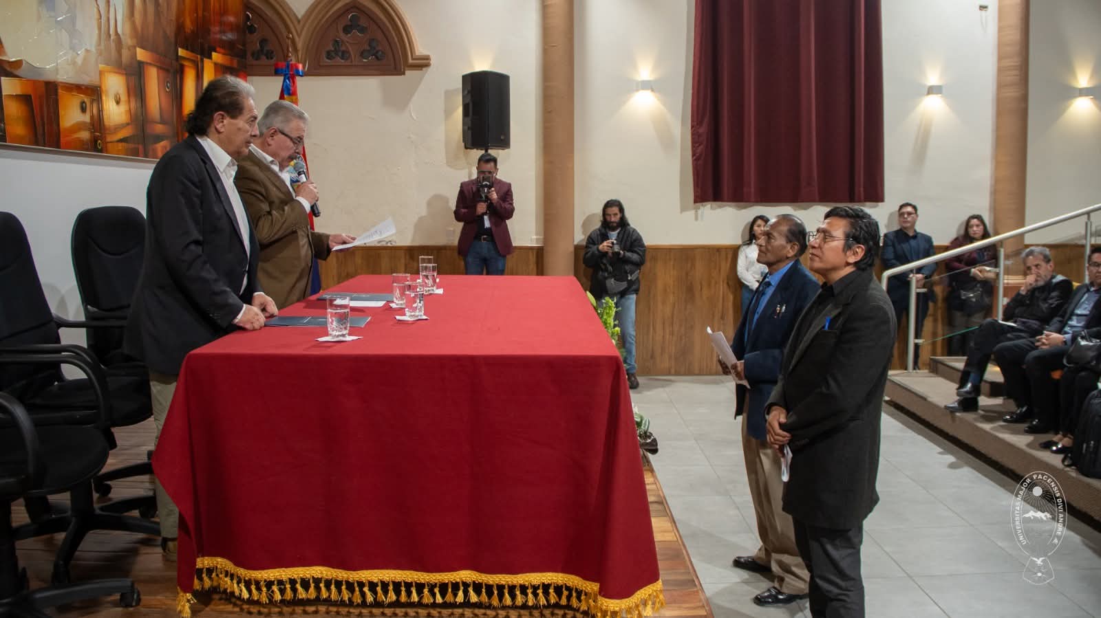 Nuevas autoridades asumen el liderazgo de la Facultad de Arquitectura, Artes, Diseño y Urbanismo